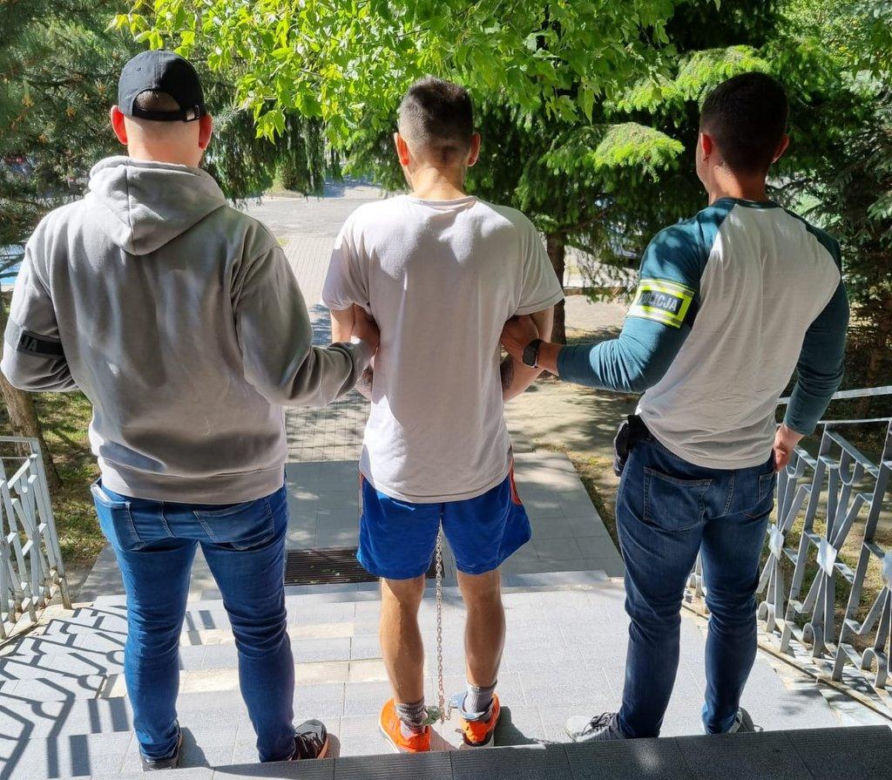 To oni napadli z nożem na bydgoskiego społecznika. Jeden znich, recydywista, odpowie za 11 kradzieży