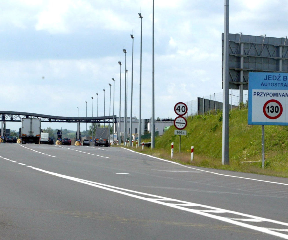 pobór opłat, autostrada, bramki na autostradzie, bramka