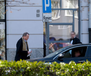 Wiceprezydent limuzyną wyskoczył po bułkę