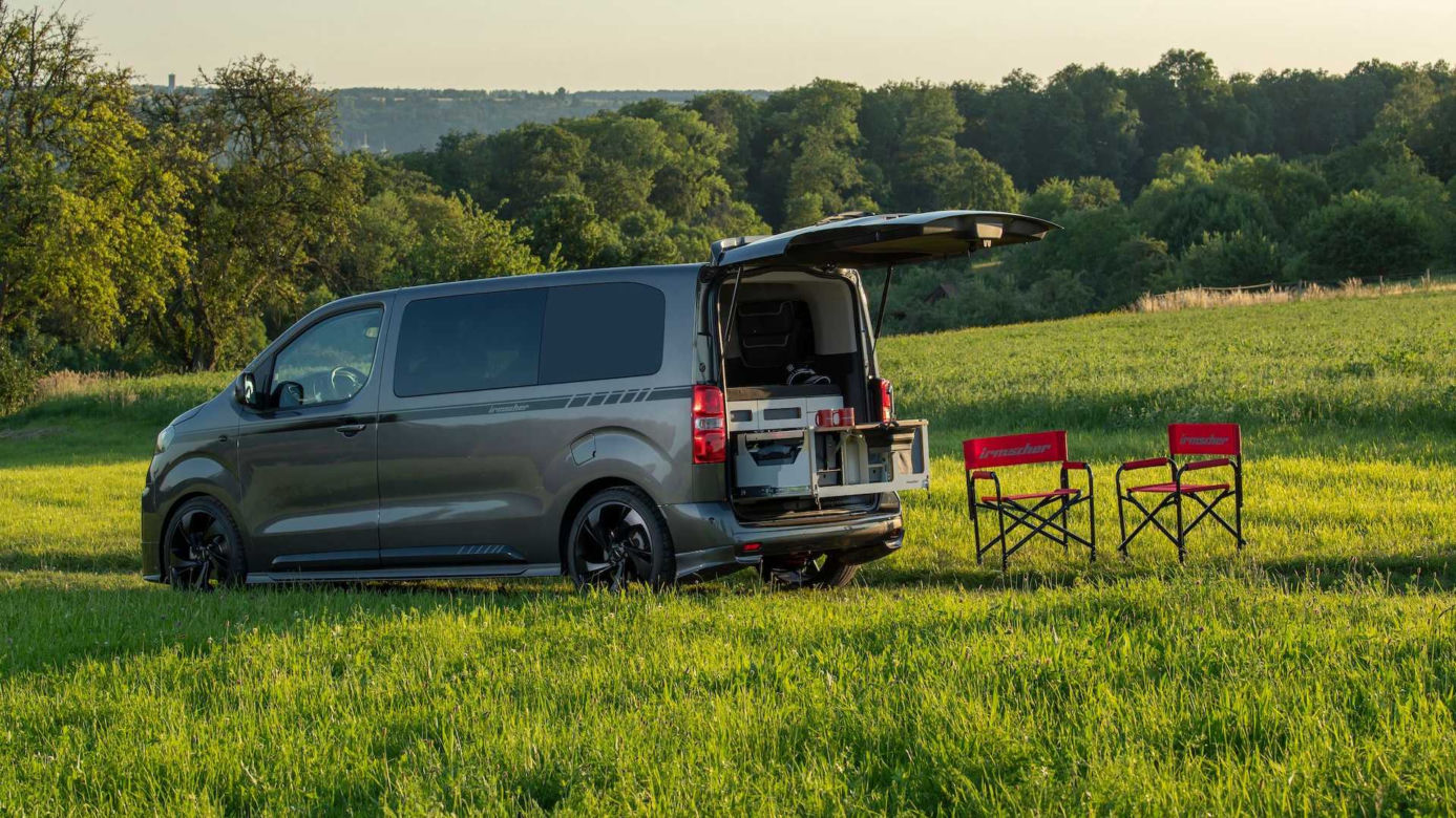 Irmscher Black Phantom - Opel Zafira po tuningu
