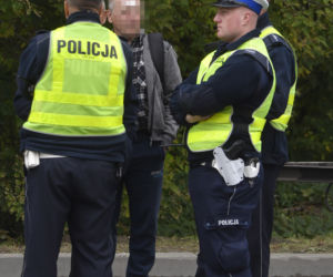 Ciężarówka na boku