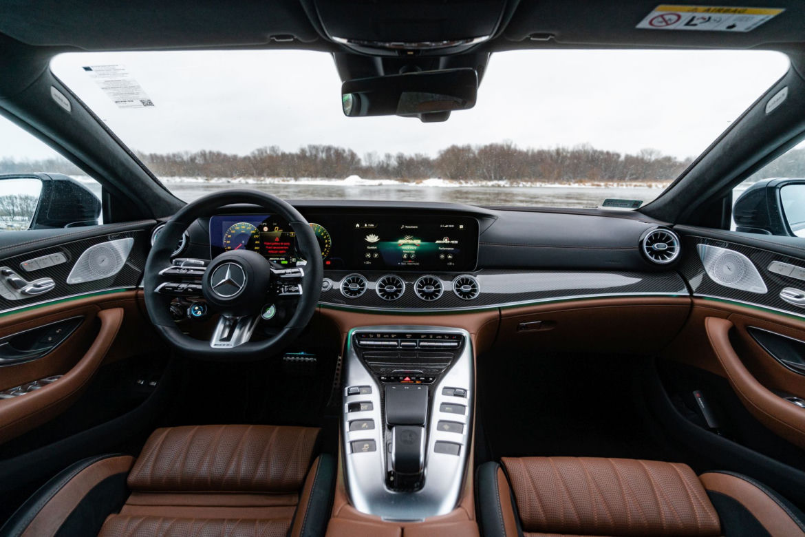 Mercedes-AMG GT 63 S E Performance