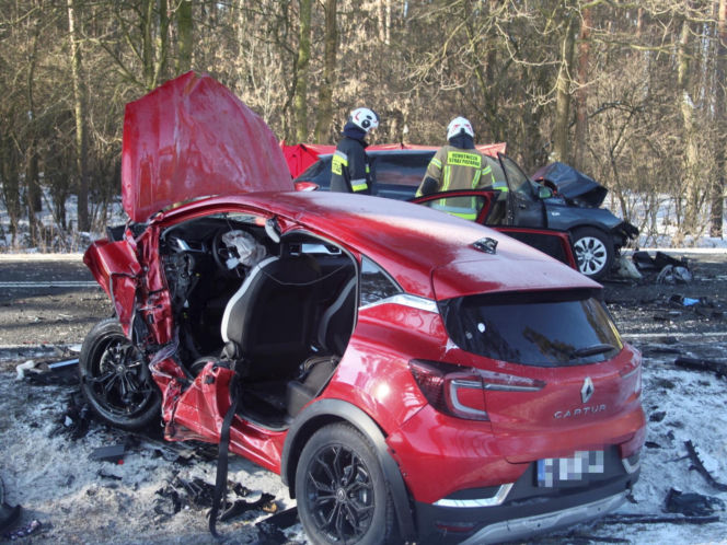 Wypadek pod Siedlcami. Zderzyły się dwie panie, jedna zginęła