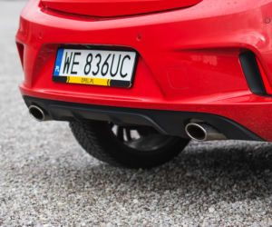 Opel Astra 1.6 Turbo 200 KM M6 Elite