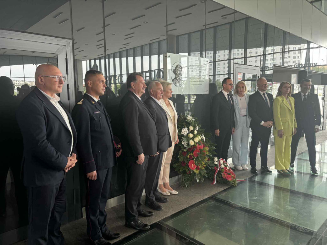 Dworzec Olsztyn Główny ma patrona. Żaden obiekt kolejowy w Polsce nie nosi takiego imienia