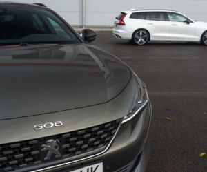 Volvo V60 T8 Twin Engine AWD R-Design AT8 vs. Peugeot 508 SW GT 2.0 BlueHDI 177 KM AT8