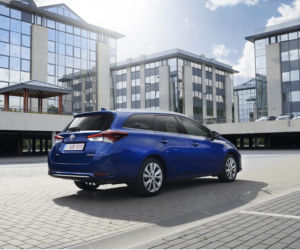 2015 Toyota Auris Touring Sports facelifting