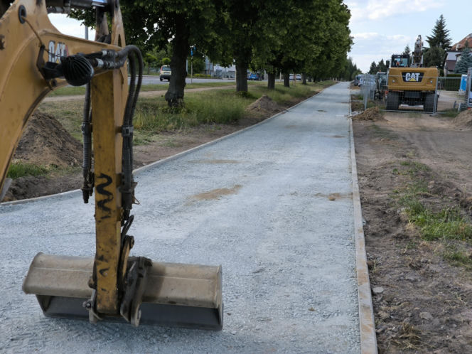 Budowa ścieżki rowerowej na leszczyńskim Gronowie
