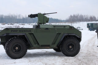 „Potwór z Tarnowa” i roje dronów. Rząd przygląda się przyszłości polskiej armii w Zielonce