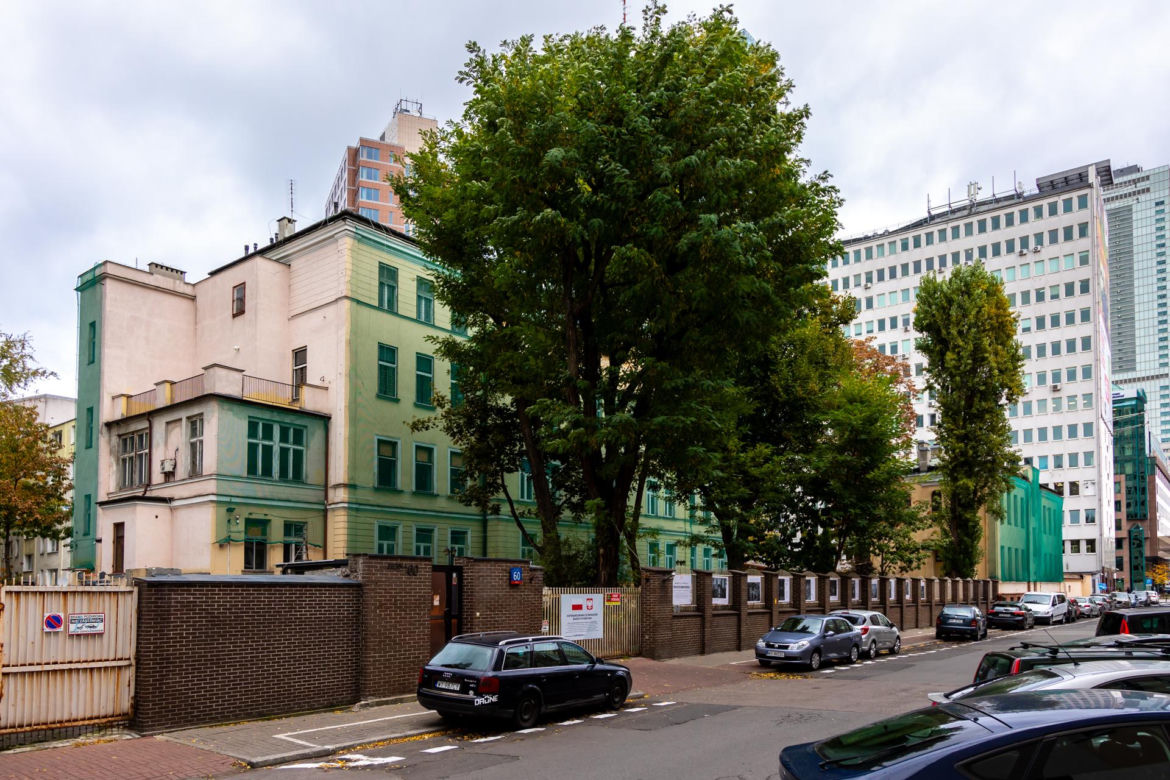 Nowa siedziba Muzeum Getta Warszawskiego – zieleń przed budynkiem