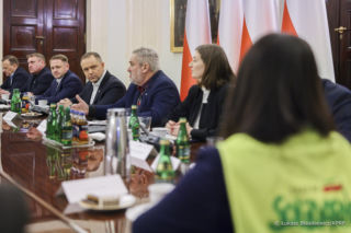 Prezydent Nawrocki rozmawia z rolnikami w Warszawie