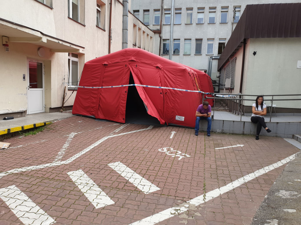 Przyszedł pod izbę przyjęć i zmarł?