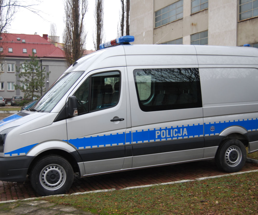 Jeżyce: To napastnik oddał strzały z broni policjantów! Są szczegóły wtorkowej interwencji!