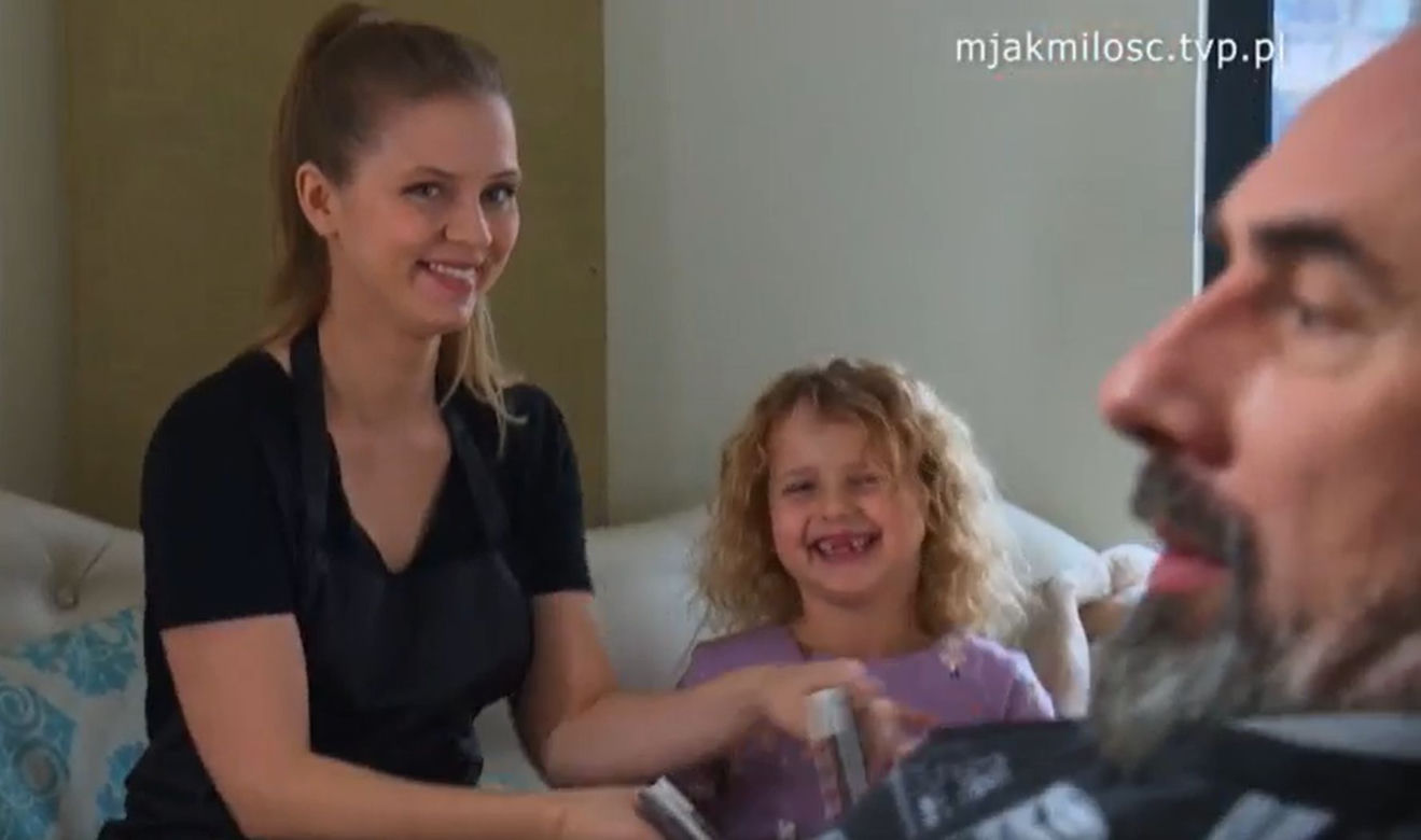 M jak miłość. Werner (Jacek Kopczyński), Pola (Hania Nowosielska)