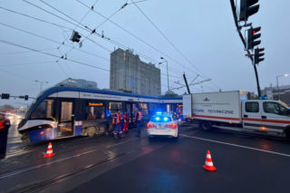 Wykolejenie tramwaju na południu Krakowa. MPK podaje ważne informacje
