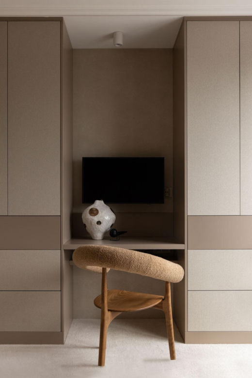 Mieszkanie w tonacji taupe - projekt Tatewik Caturowa 