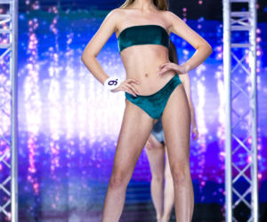 Miss Małopolski 2019. Pokaz mody w strojach kąpielowych