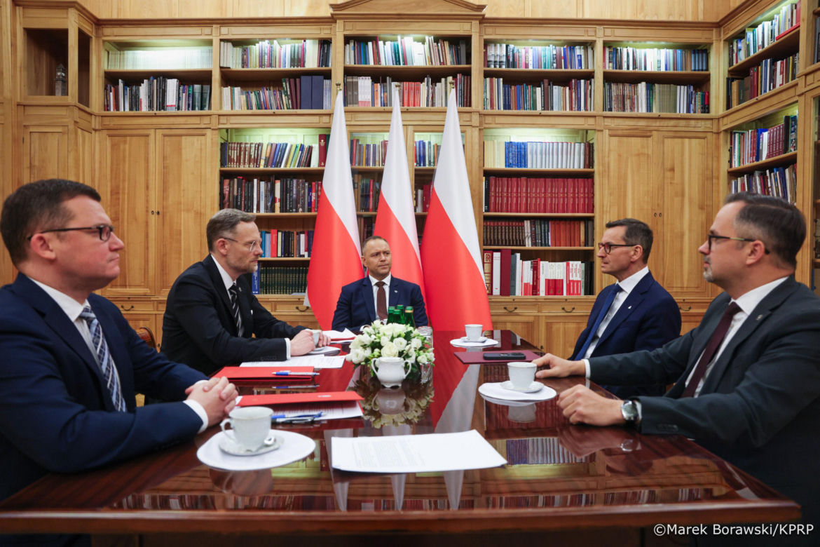 Najważniejsi politycy zjechali do prezydenta na rozmowy o Trybunale Konstytucyjnym