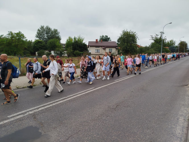 Siedleccy pielgrzymi są już w drodze na Jasną Górę. 46. pielgrzymka piesza z Siedlec do Częstochowy wyruszyła 2 sierpnia