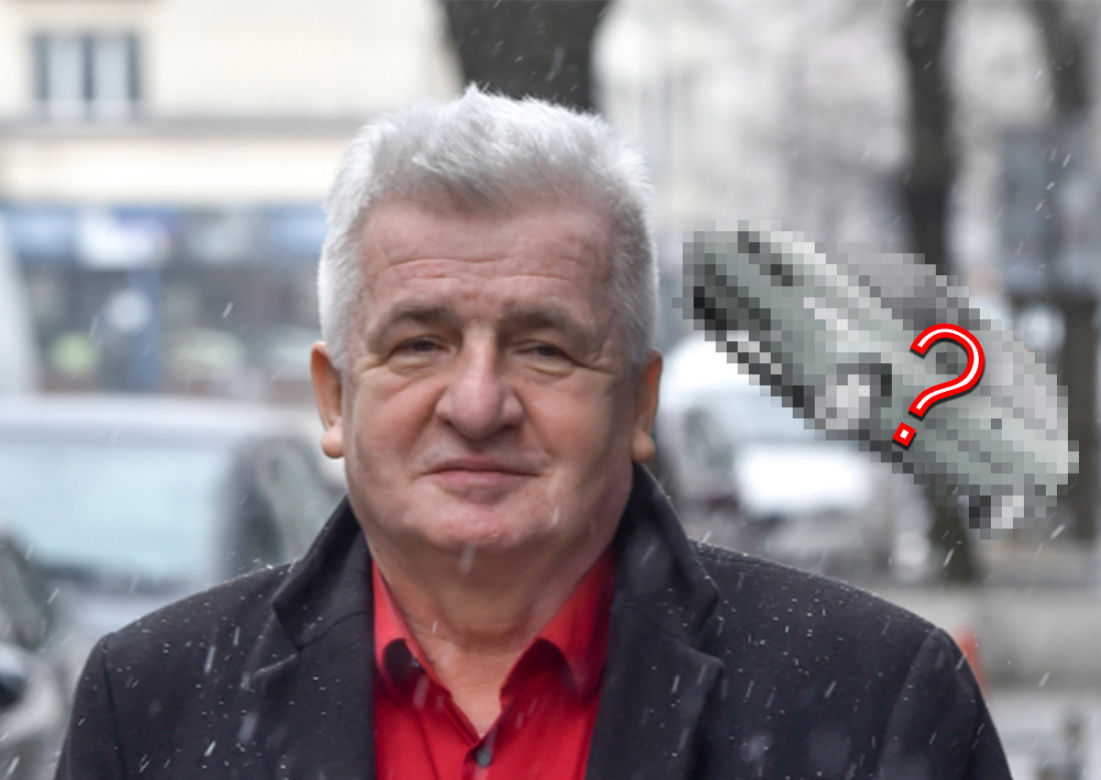 Jakim autem jeździ Piotr Ikonowicz?