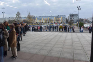 Sławosz Uznański-Wiśniewski przyciągnął tłumy do Auli UMK w Toruniu