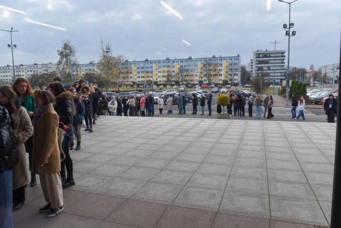 Sławosz Uznański-Wiśniewski przyciągnął tłumy do Auli UMK w Toruniu