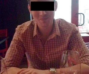 Ten miły chłopak to BRUTALNY ZBOCZENIEC