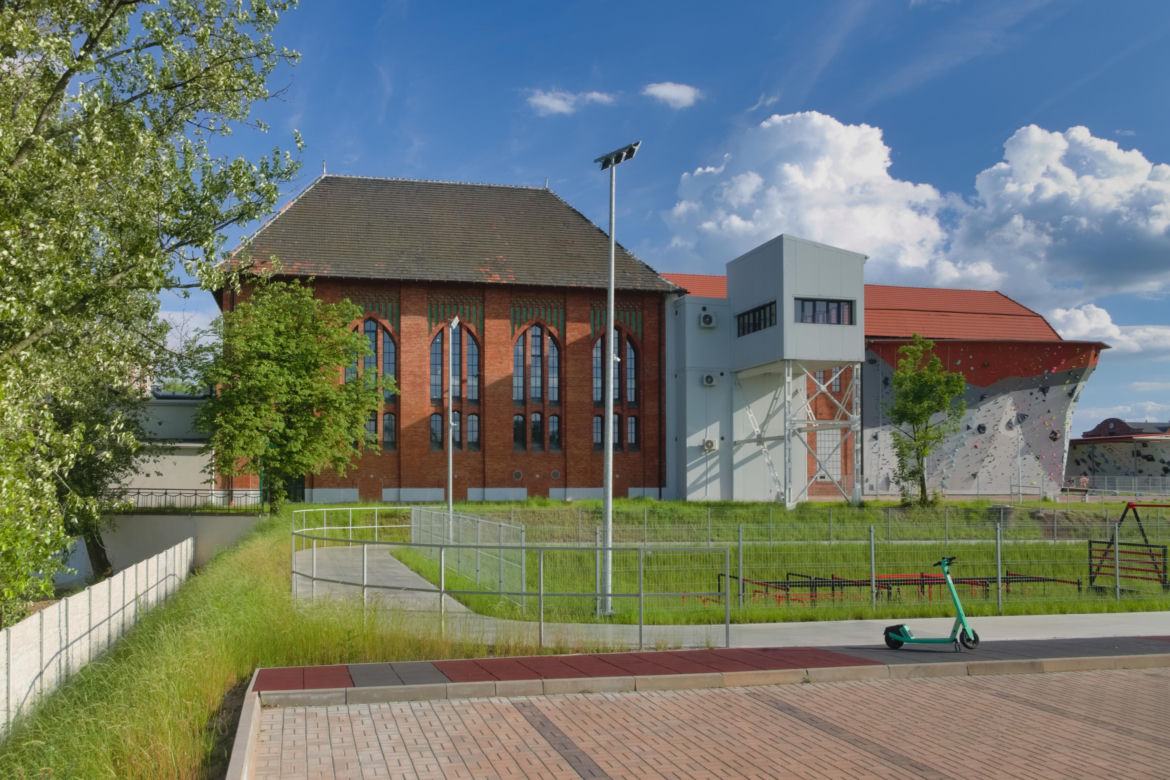 To jedno z najstarszych miast Górnego Śląska. Kiedyś leżało w dwóch państwach