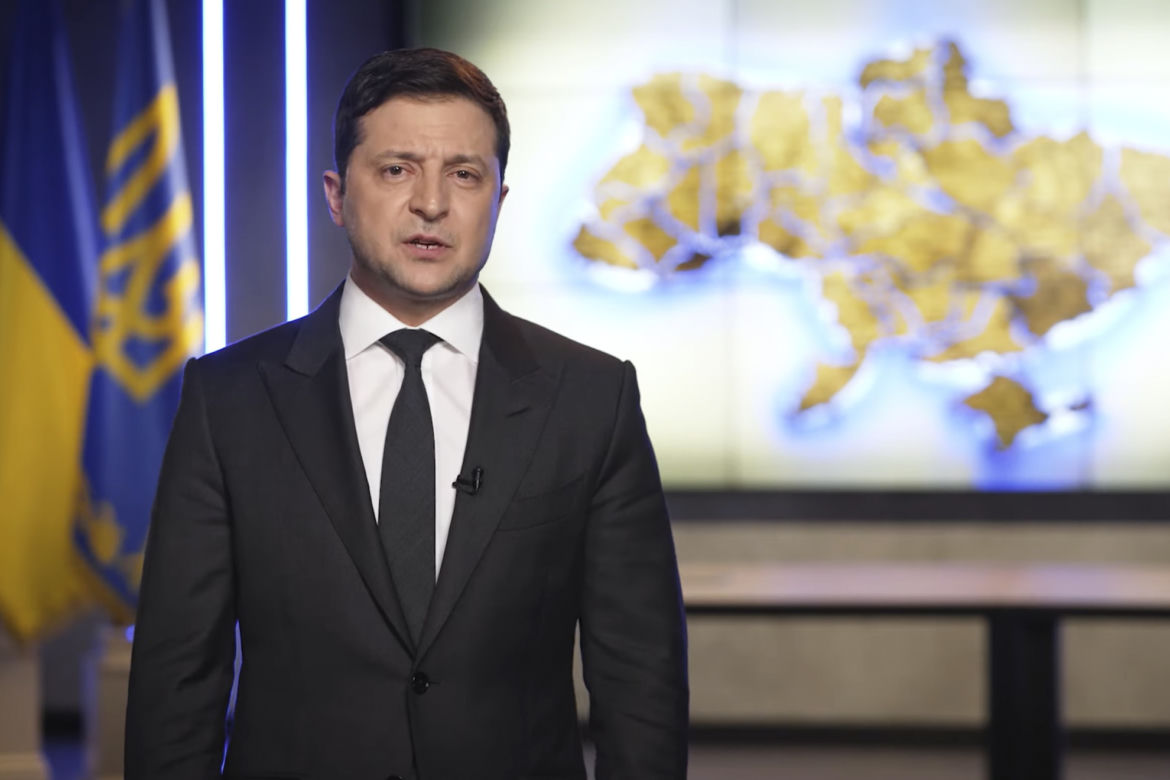 Ta zmieniła się twarz Wołodymyra Zełenskiego od czasu wybuchu wojny na Ukrainie