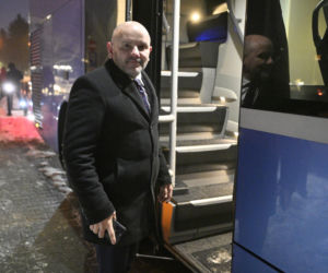 PiS rusza na wyjazdowe posiedzenie