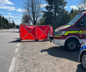 Powiat łosicki: śmiertelne potrącenie pieszej w Nowych Hołowczycach