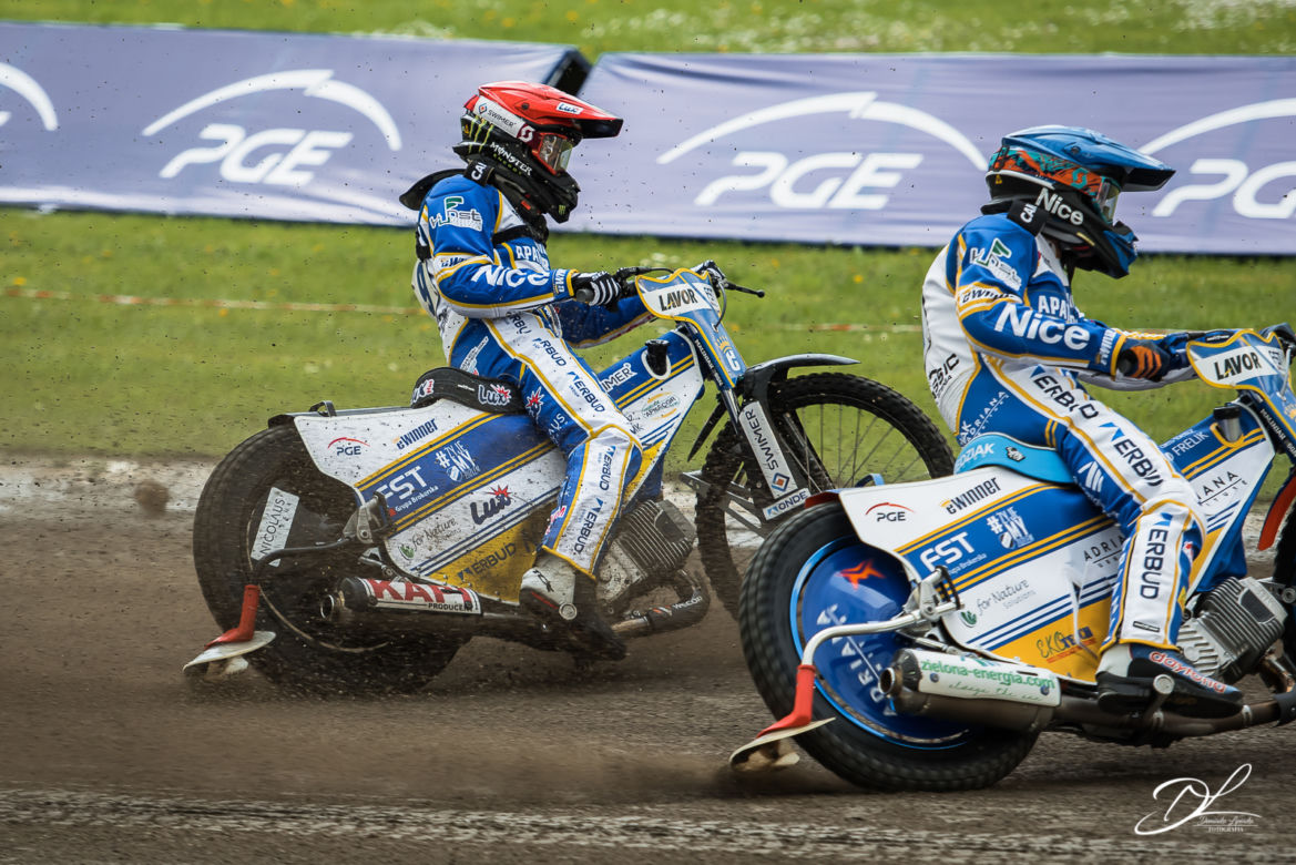 Powrót kibiców na Motoarenę. Tak fani przeżywali mecz Apatora Toruń z Włókniarzem Częstochowa