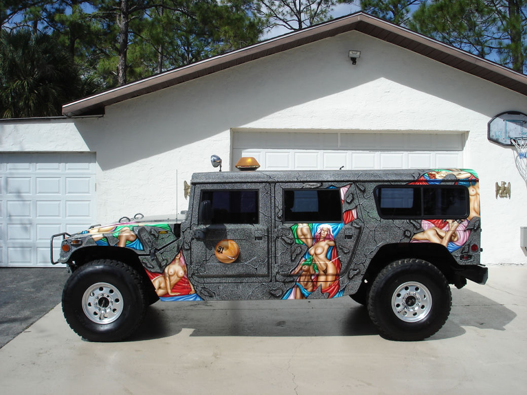 Hummer H1 koszykarza Dennisa Rodmana