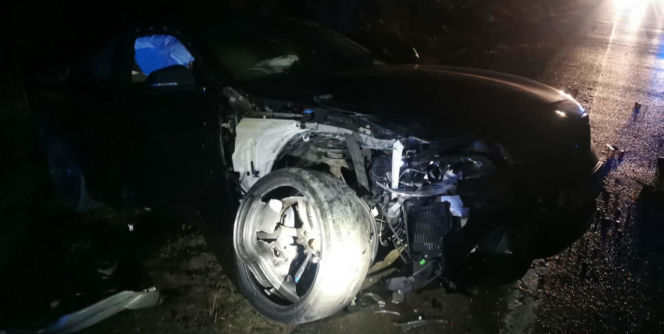 Pilne! Na drodze Starachowice-Lubienia zderzyły się dwa samochody osobowe. Są poszkodowani w tym nastolatka