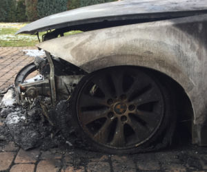 Pożar BMW 118d E81. Auto spłonęło na Podkarpaciu