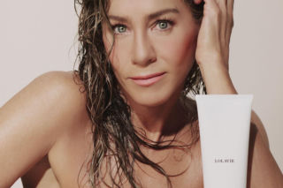 Lolavie – marka Jennifer Aniston już w Polsce!  Przełomowa pielęgnacja włosów na wyłączność w Douglas