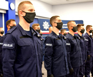 Podlaskie. Uroczyste ślubowanie 21 nowych policjantów