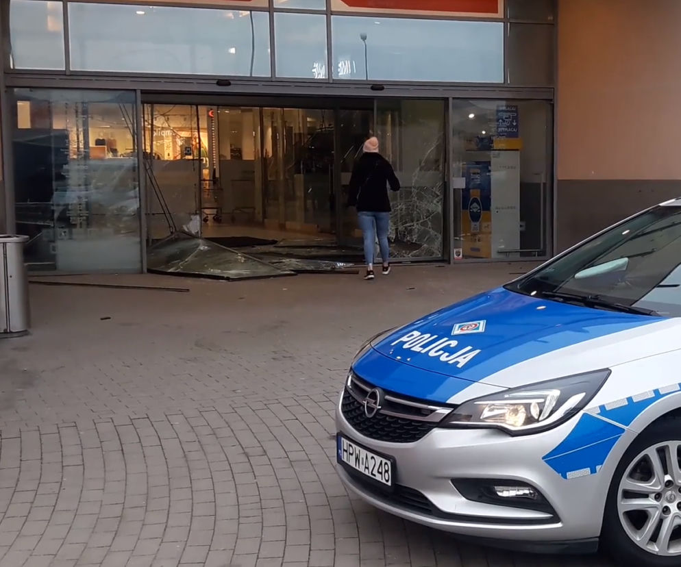 Nawet milion złotych mogła być warta biżuteria skradziona w Forum Koszalin