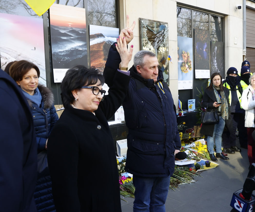 Warszawa. Manifestacji pod hasłem: Matki wołają przestańcie strzelać do dzieci!