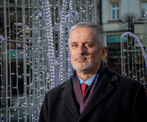 Roman Szełemej, nie był na urlopie dostał 165 tys