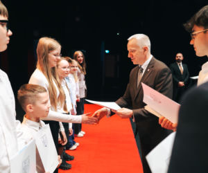 Najzdolniejsi uczniowie odebrali stypendia Prezydenta Miasta Siedlce