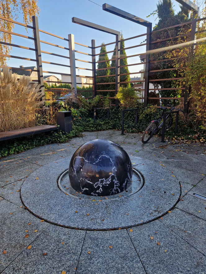 Niewiarygodne, jak wygląda po sezonie ten hit wakacji. Prawdziwe miasto widmo