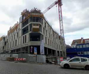 Budowa hotelu na Podzamczu