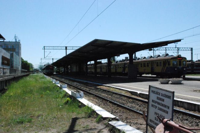 SŁUPSK: Trup wypadł z wersalki na dworcu