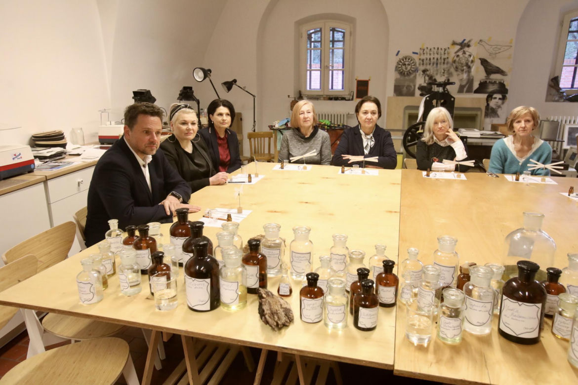 Trzaskowski nieźle namieszał z kieliszkiem w dłoni!