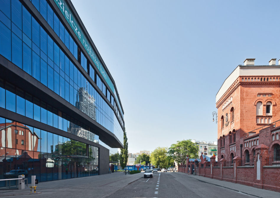 Grzybowska 81