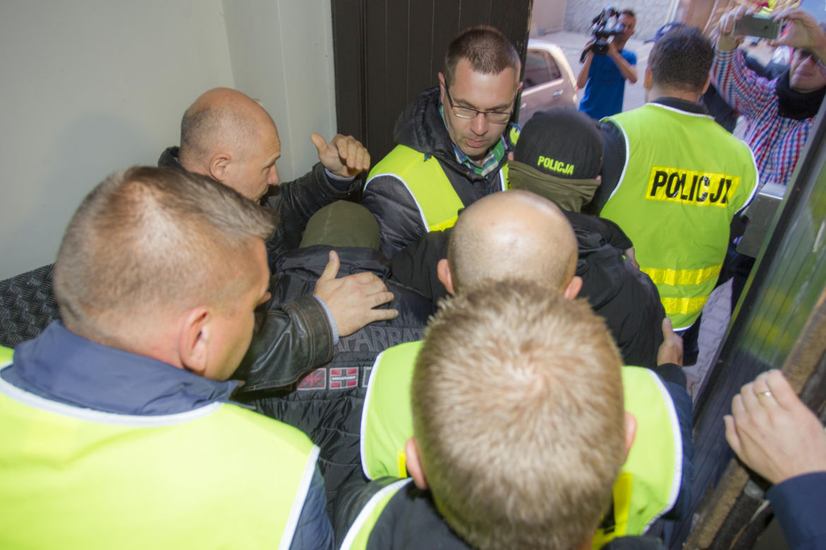PRZEZ NICH SIEDZIAŁ 18 LAT