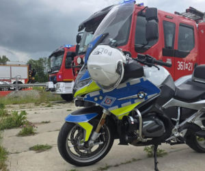 Auto spadło z wiaduktu. Dwie osoby nie żyją
