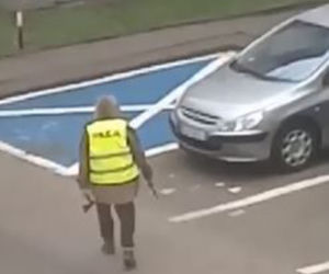 Przebrał się za policjanta i terroryzował okolicę
