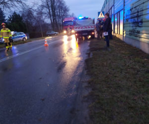 Karambol w Dąbrowie Górniczej. Zderzyło się 5 samochodów, dostawczak i autobus